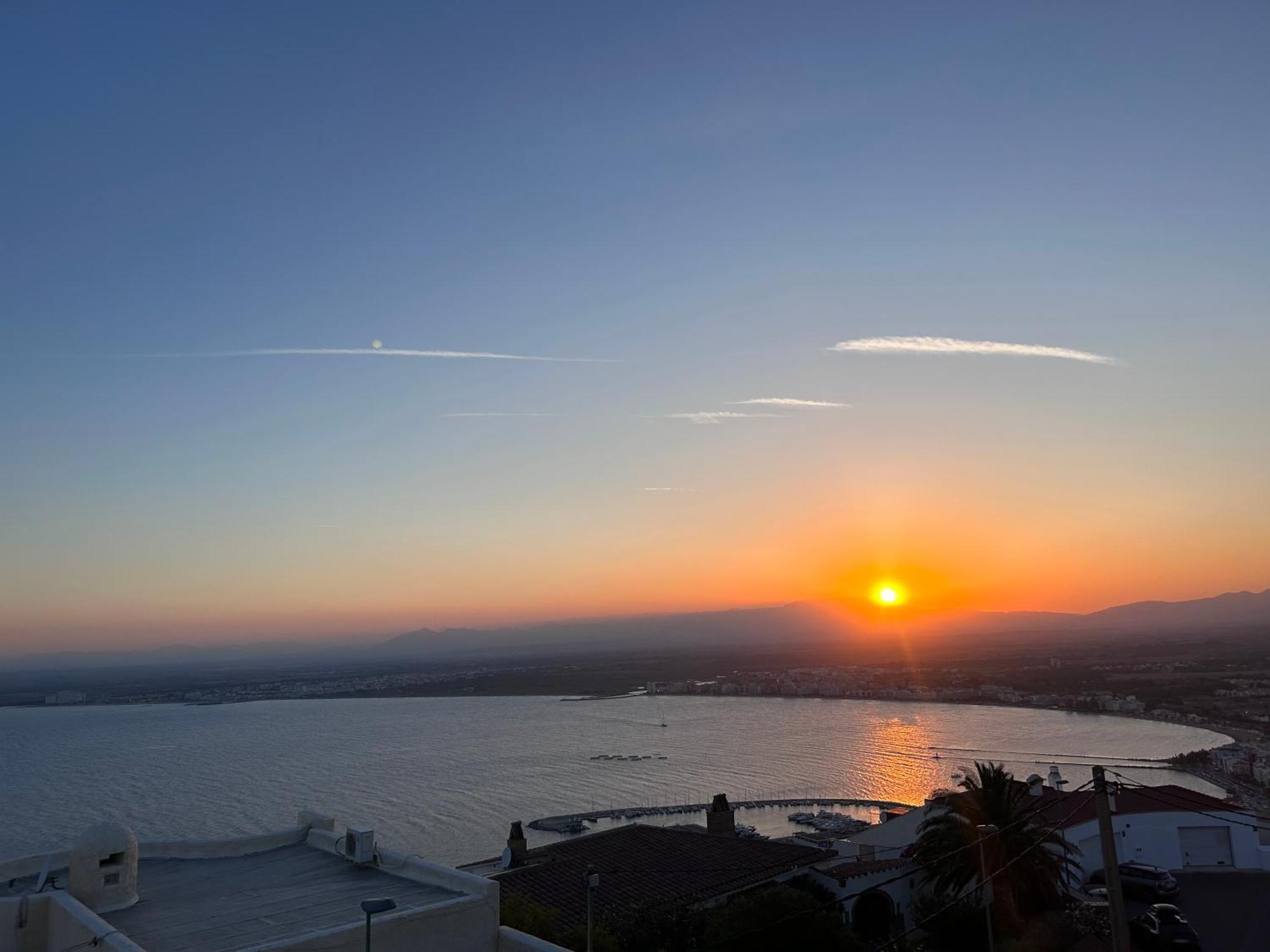 Las Mejores Puestas De Sol Росас Экстерьер фото